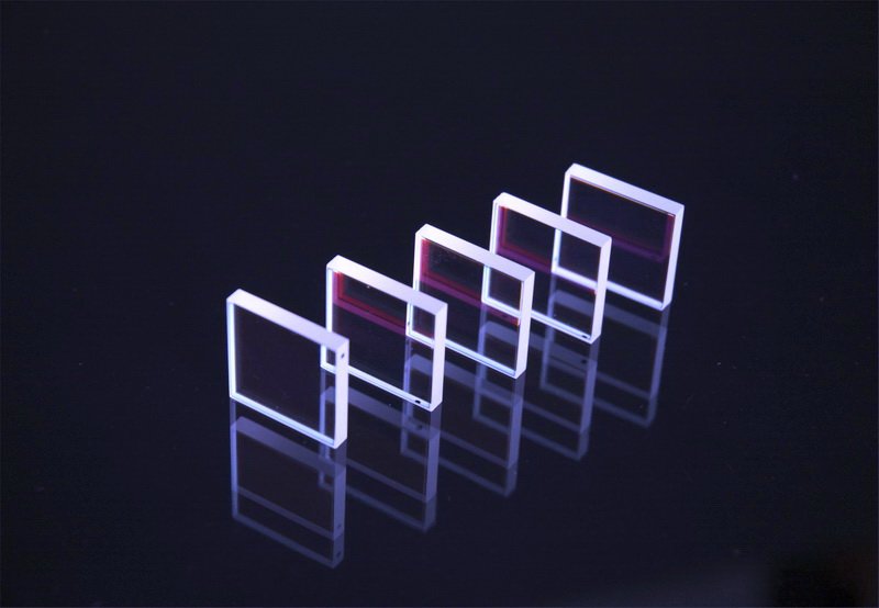 Historical optical low-pass filter assembly